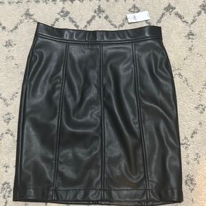 Banana republic faux leather skirt